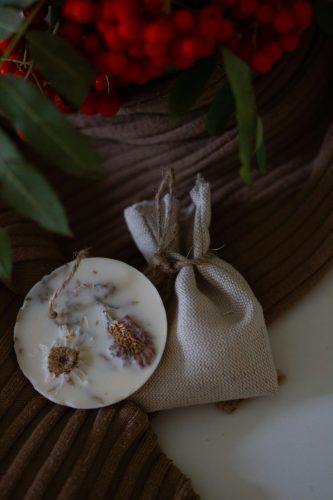 grounding-herbs-sachet